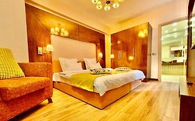 Royal Studio Apartment With A Perfect View - Yamaluxe