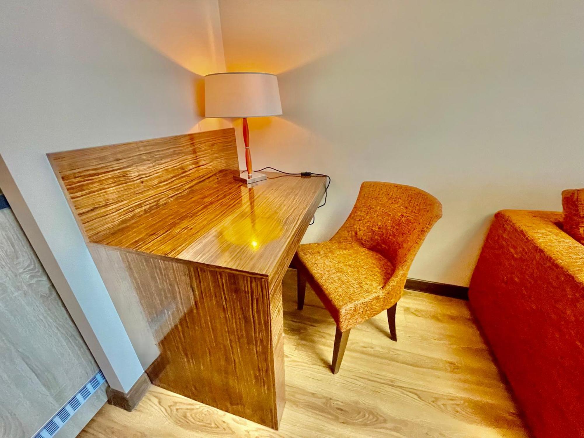 Royal Studio Apartment With A Perfect View - Yamaluxe Bucureşti Exterior foto